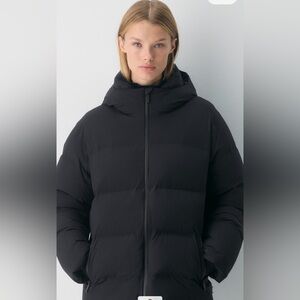 NWT Aritzia Superpuff Rainstop—Black